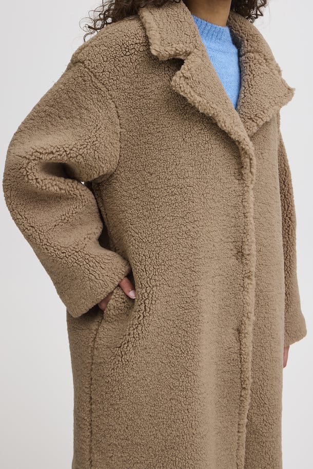 Teddy Bear Jacket in Desert Taupe