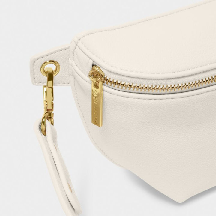 Maya belt bag in off white