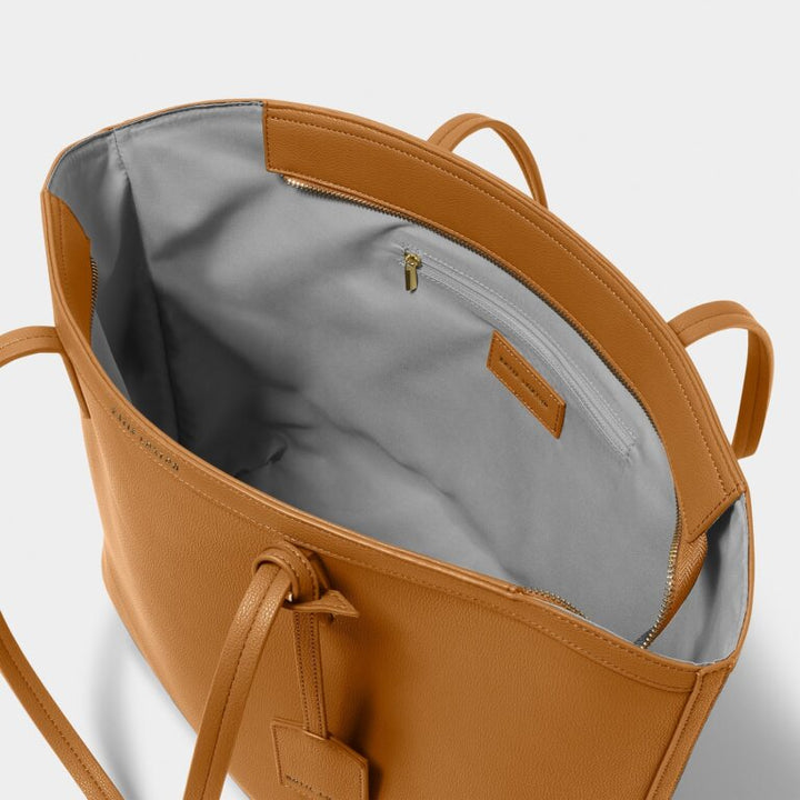 Travel tote in cognac