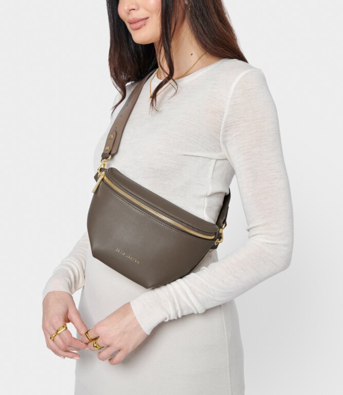 Maya belt bag in minx