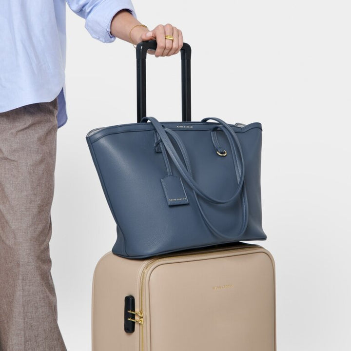 (Copy) Travel tote in Navy