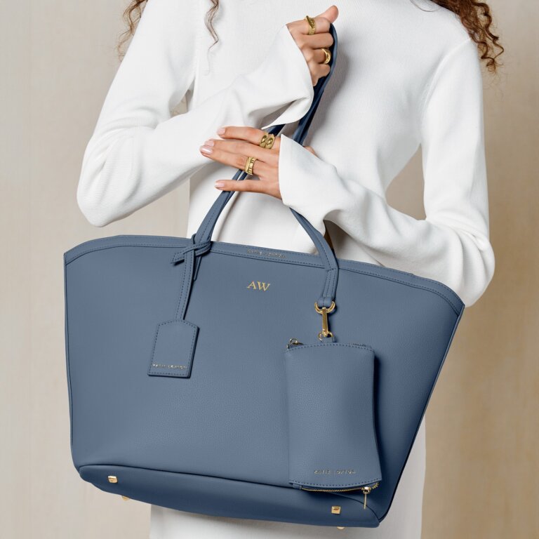 (Copy) Travel tote in Navy