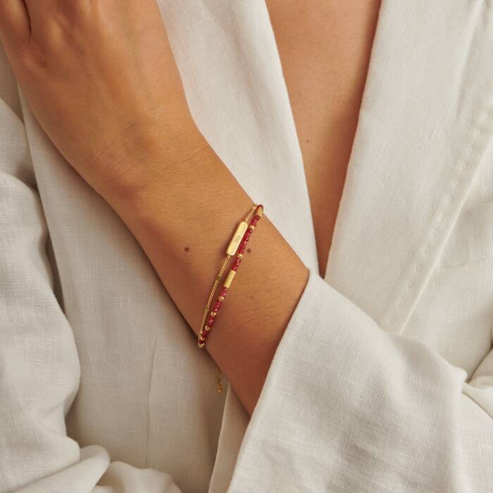 January birthday stone bracelet