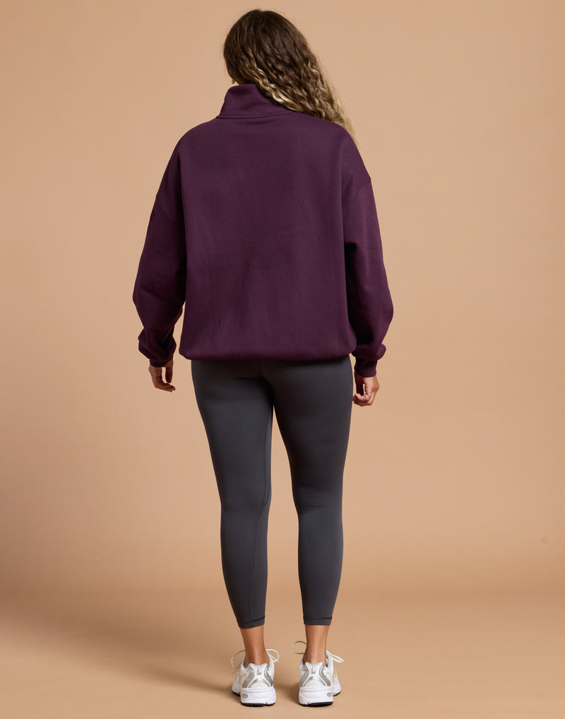 Snap Collar Sierra Sweatshirt in Grape Noir