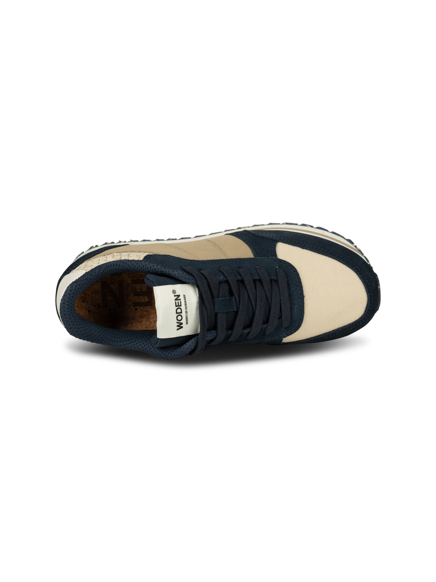 Ronja Plateau - Navy trainer