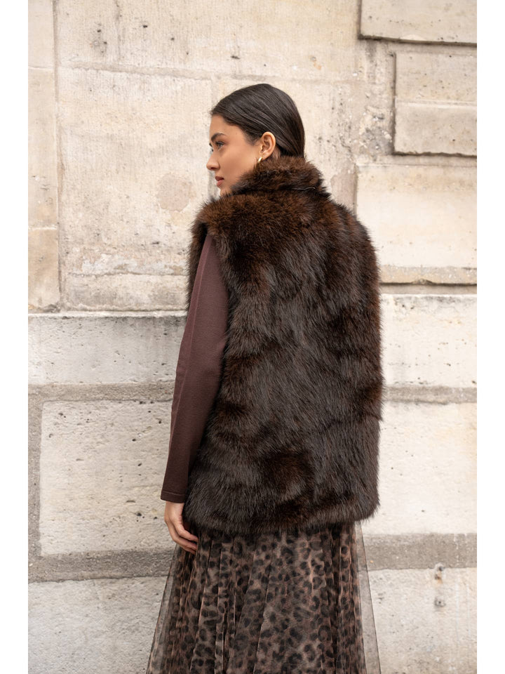 Sleeveless faux fur gilet
