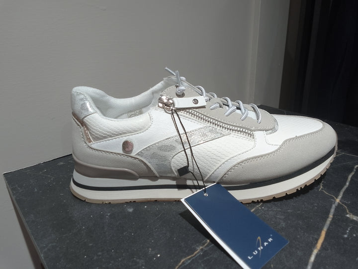 Lunar Lindy in grey