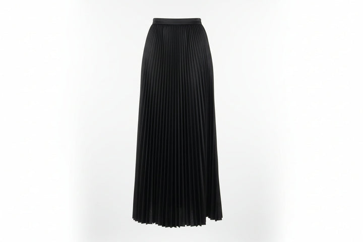 Black pleated skirt one size 8-16