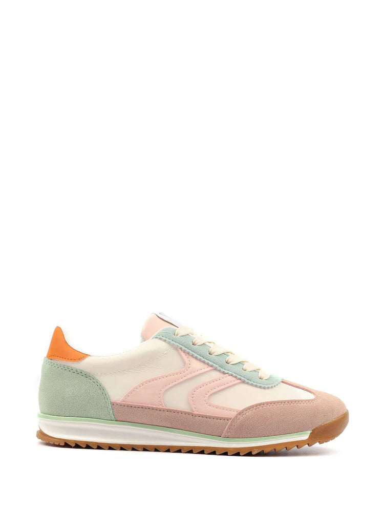 Zoe in Beige trainer only size 4 available