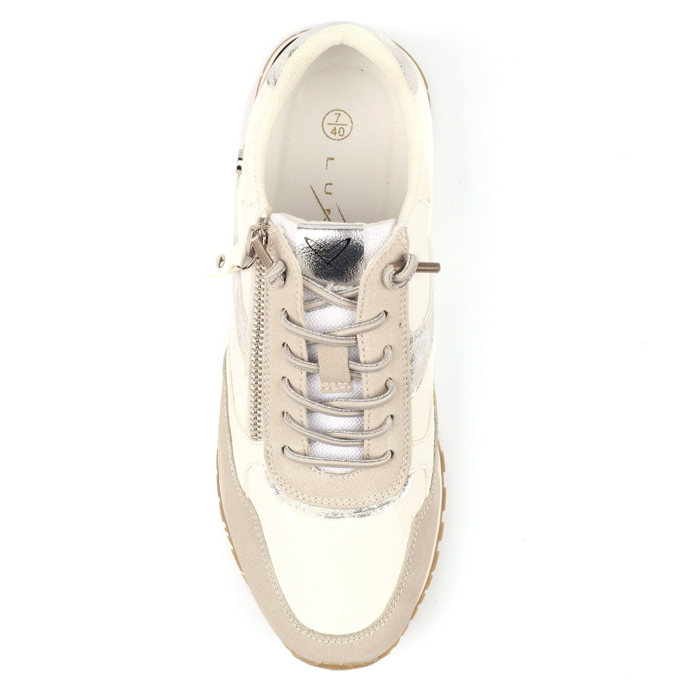 Lindy Grey Trainer