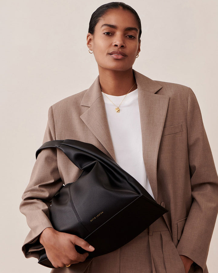 shoulder bag in Black
