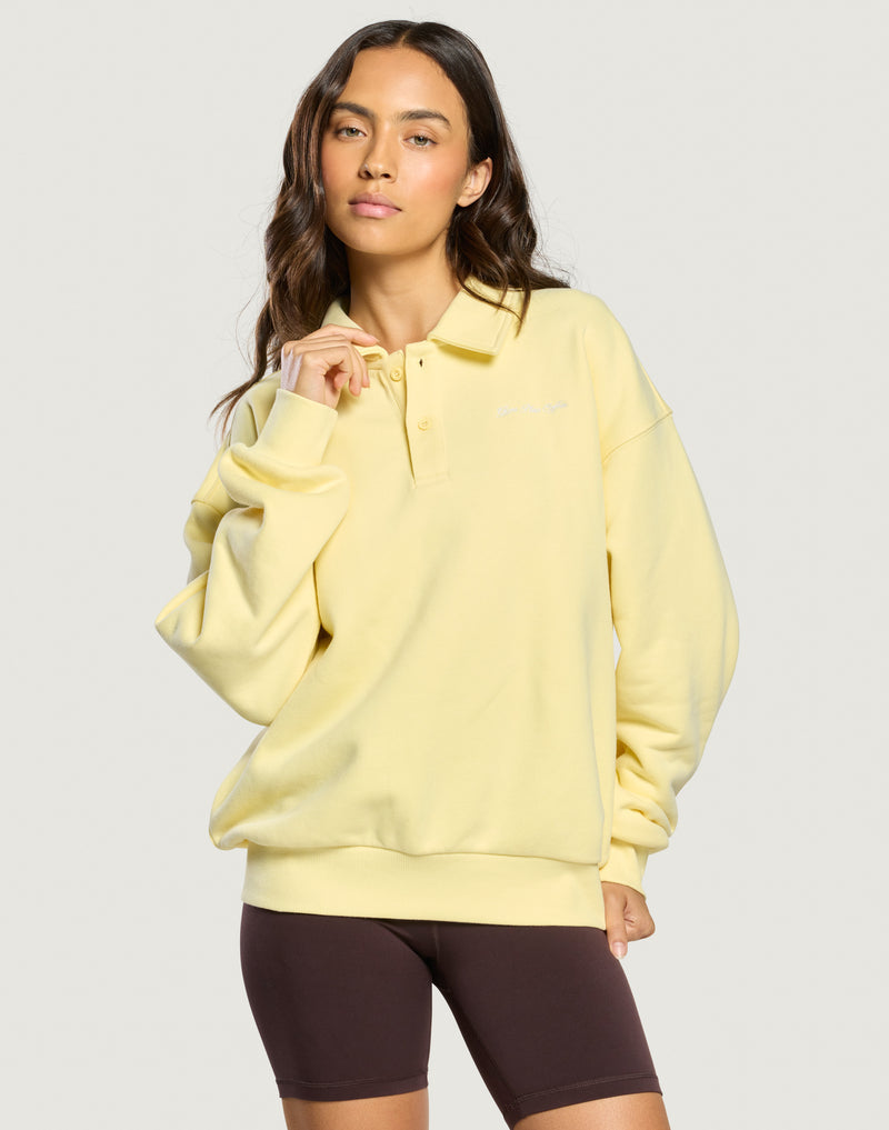 Daily Collared Sweatshirt in Pale Vanilla