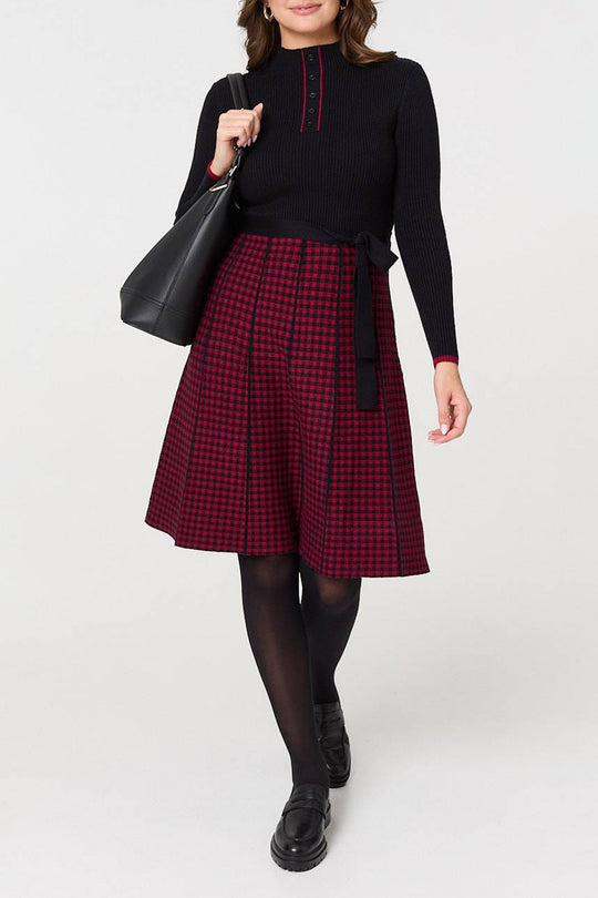 Checked button Front tie knit Dress in Black